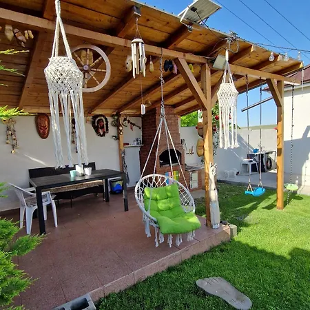 بيت للعطل Casa Steluta *